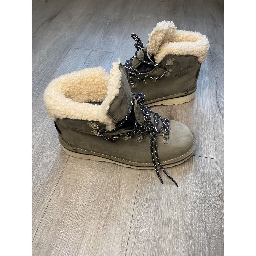 Danner Mountain Pass Shearling Womens 8.5 Bracken Gore-Tex Vibram USA Boot 33308